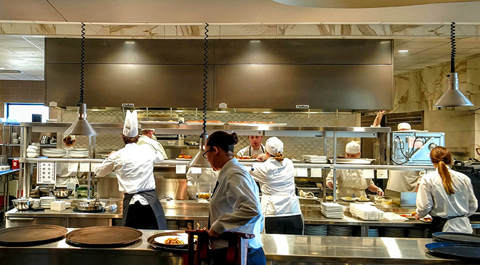 Course Restaurant Open Kitchen